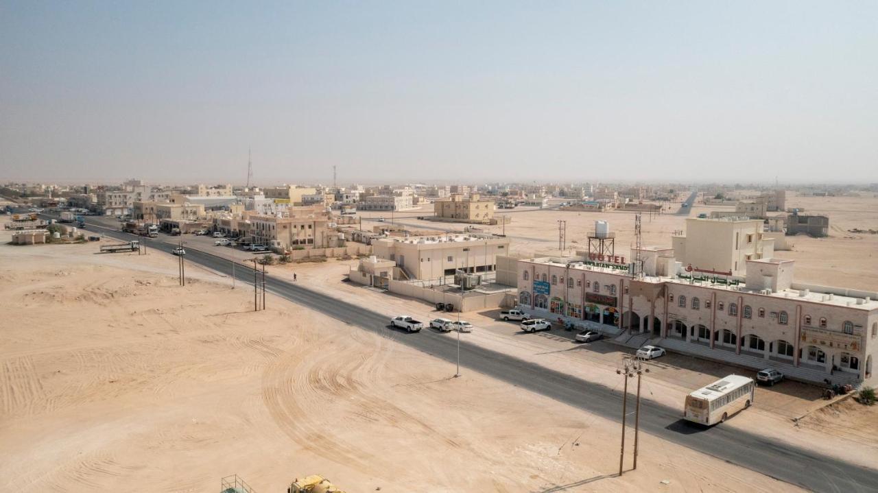 Arabian Sands Hotel فندق الرمال العربية Haima Екстер'єр фото